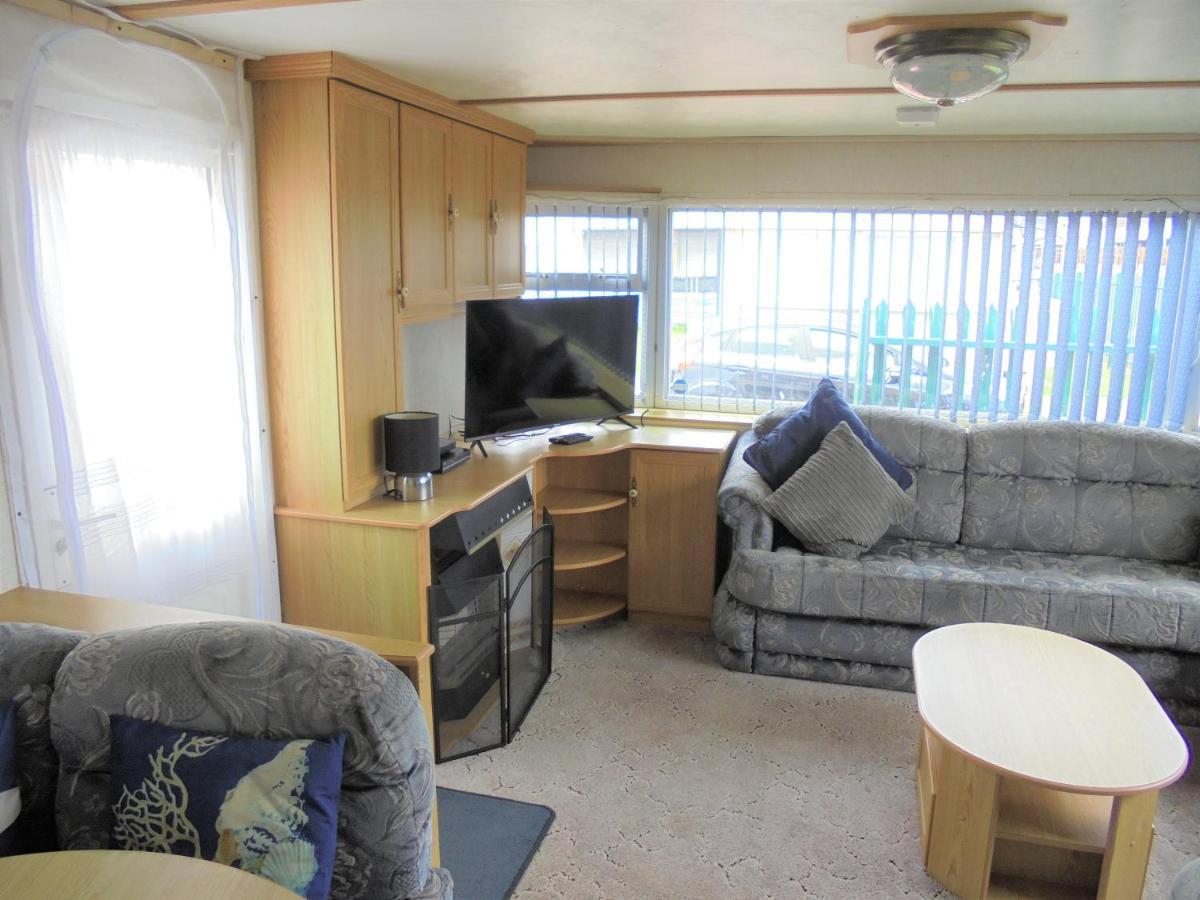 Seaview: The Crown:- 6 Berth, Central Heated, Enclosed Veranda Инголдмелс Екстериор снимка